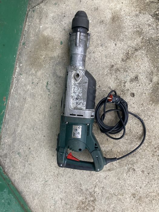 Ciocan demolator METABO 1600W, 7-27J Sds Max cu Defect
