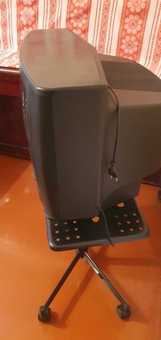 Продам телевизор Samsung,  в рабочем состояние, за 5000тг,