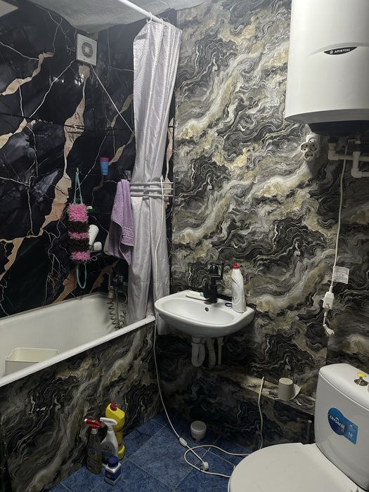 Продам 2-ух комнатную квартиру