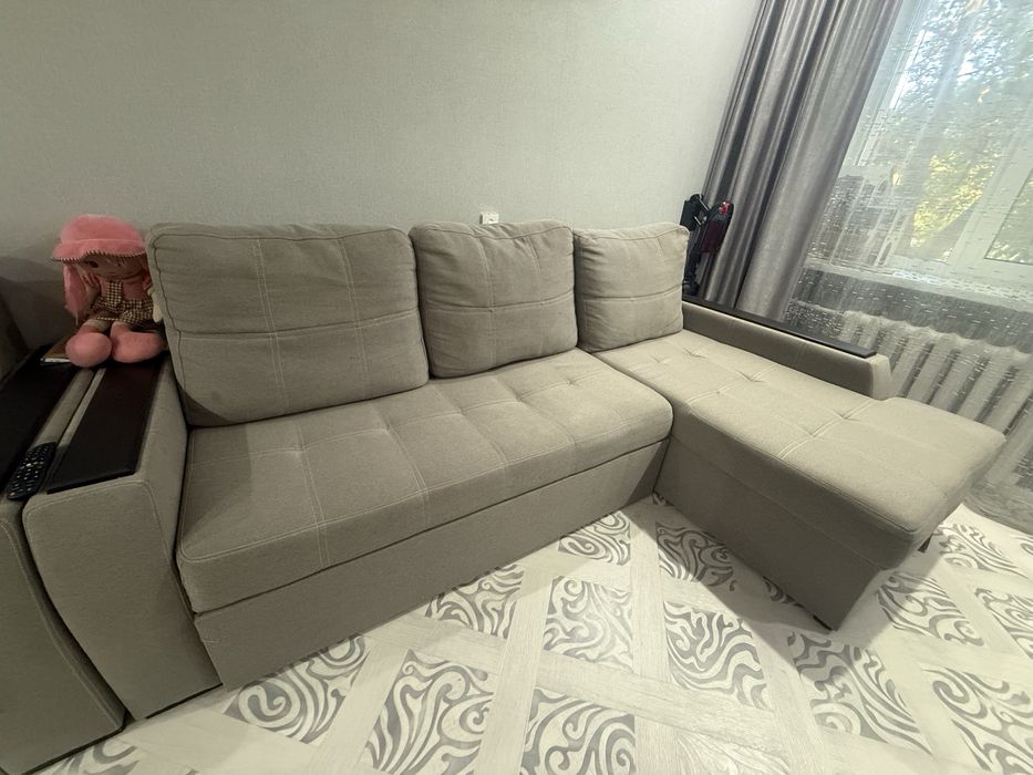 Продам Диван с креслом