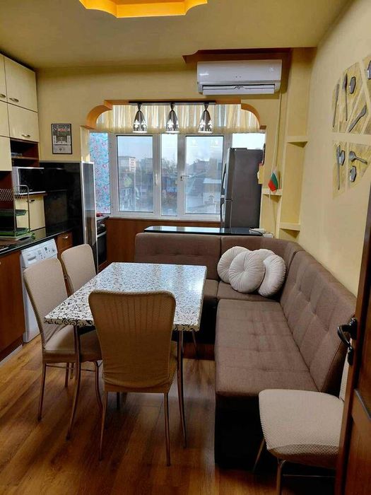 Тристаен апартамент под наем в кв. Мараша