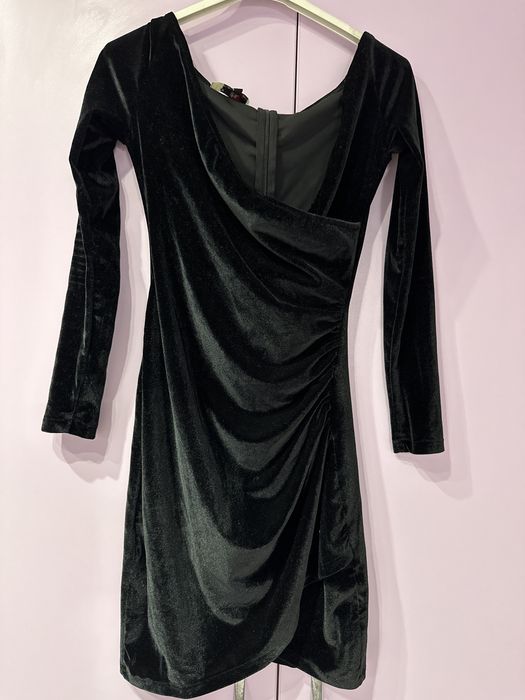 Елегантна  черна къса рокля