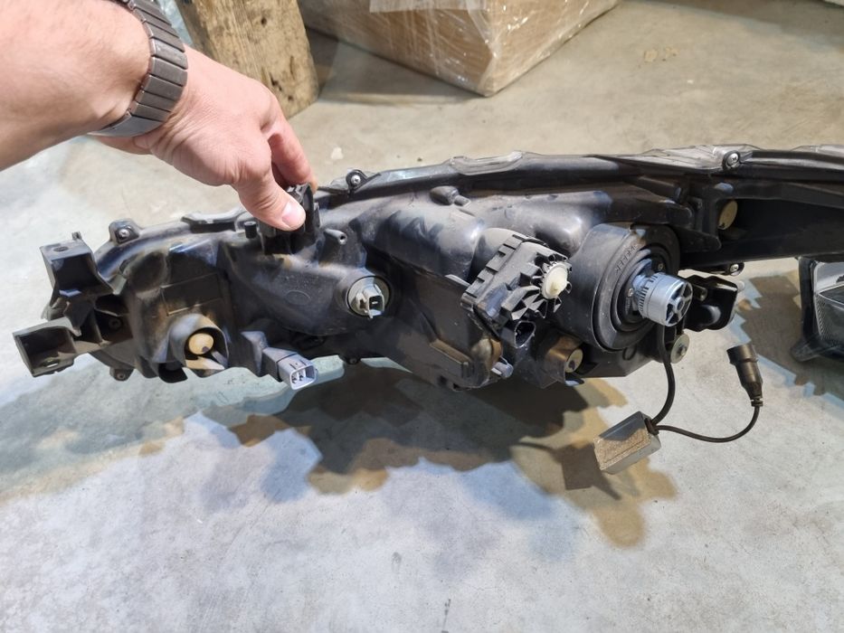 Фары toyota corolla e210