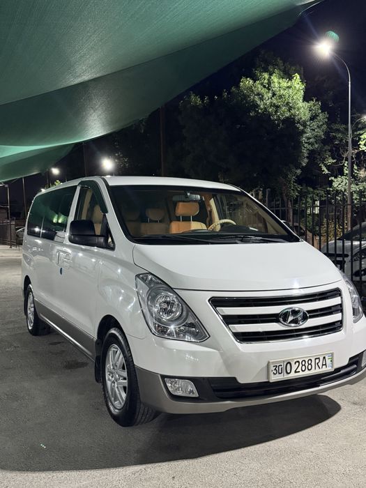 Hyundai Starex avtomobilida qulay va ishonchli tranfer xizmati