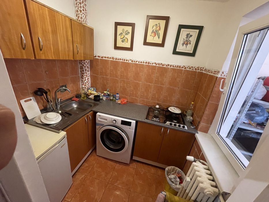 Inchiriez garsoniera regim hotelier