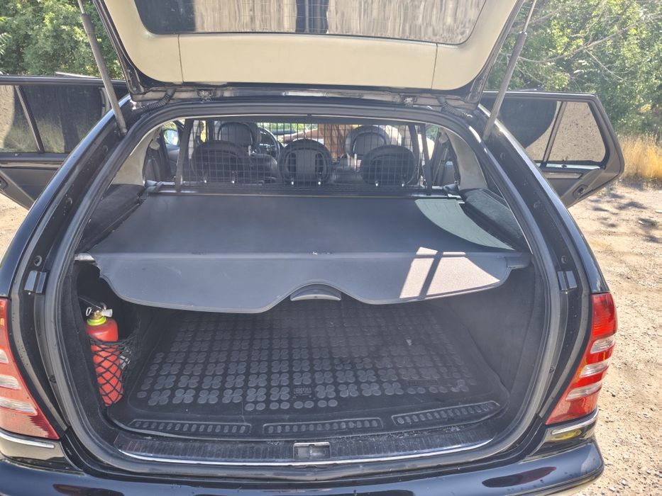 Продавам Мерцедес w203