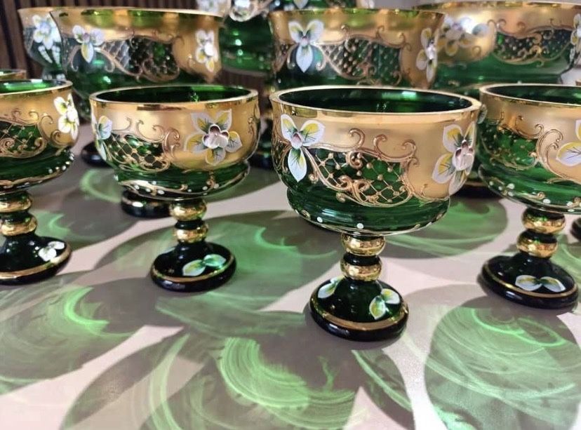 Bagema yashil chexiyaniki  яшил багема чехоский