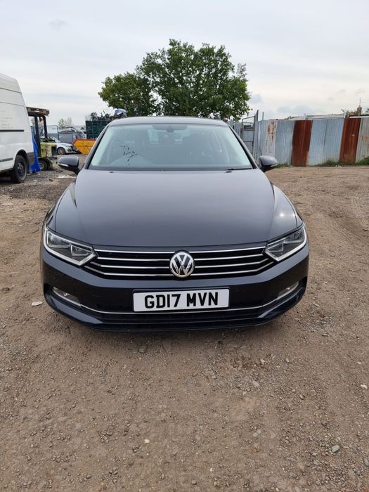 Lunetă  Volkswagen Passat B8 berlină