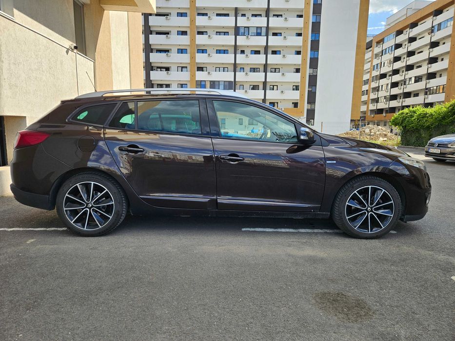 Vand Renault Megane III BOSE Edition 1.6 dci 130 CP