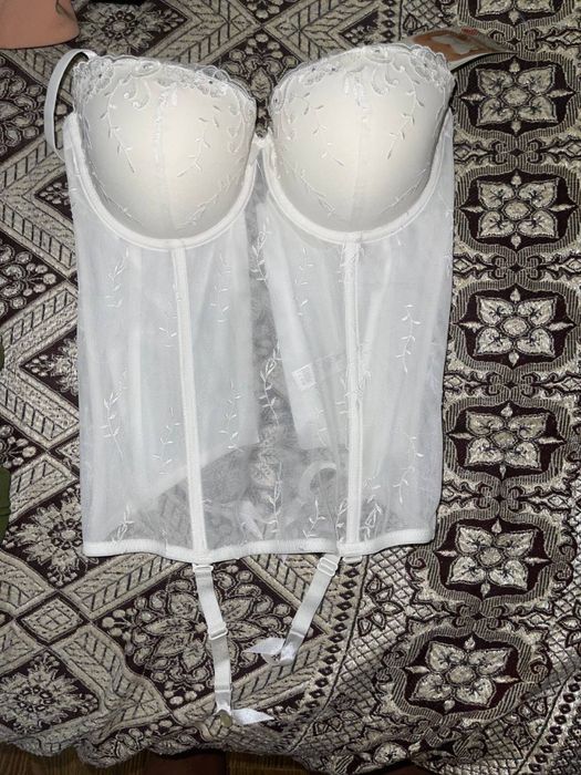 Корсет женский белый