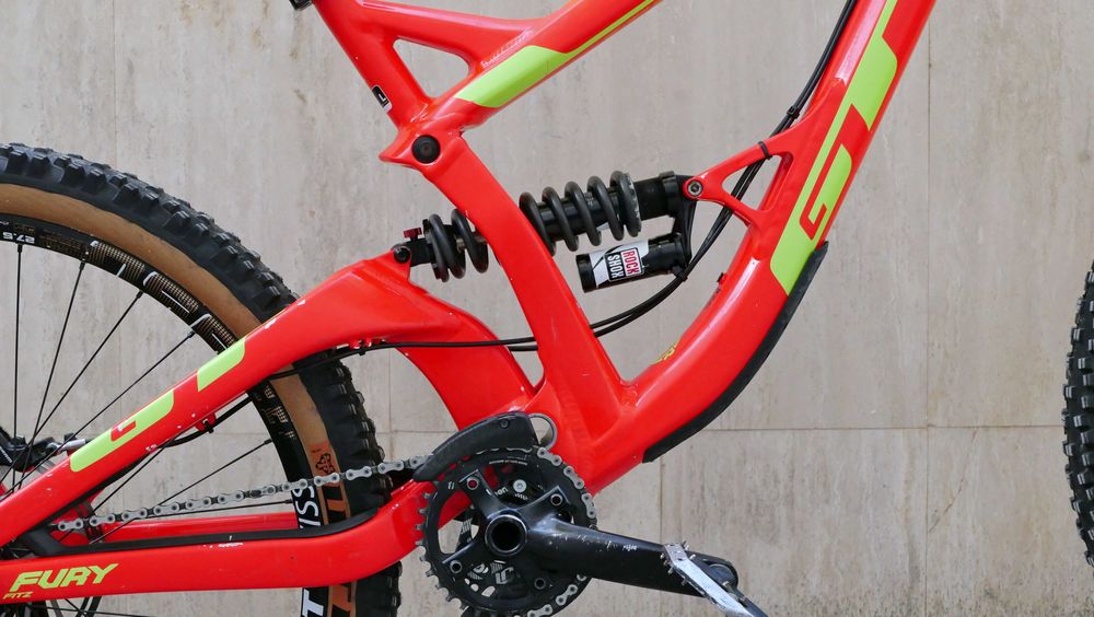 GT Fury Fitz DH 27.5 Boxxer 200 ход, SRAM GX, DT Swiss