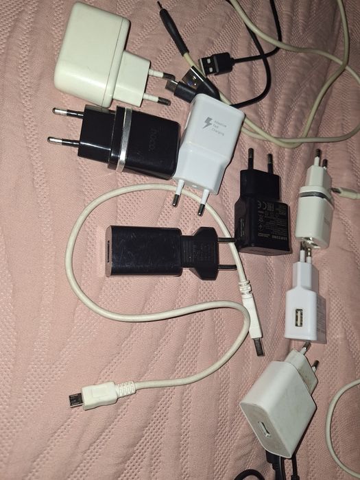 Продам зарядное устройство