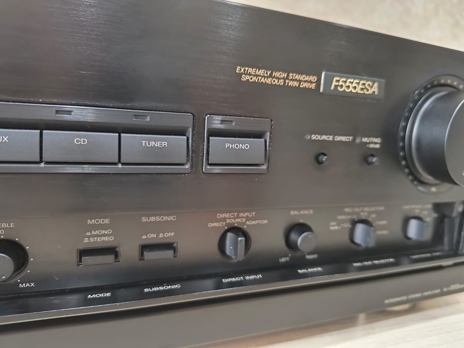 Усилитель SONY TA-F 555 ESA