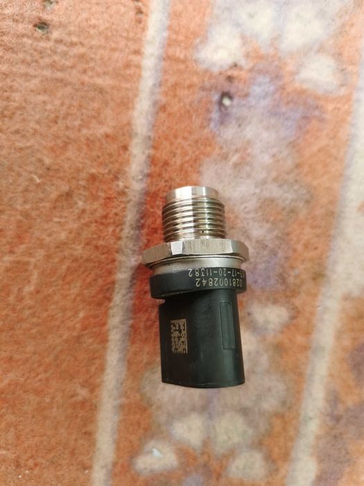 Продаются клапана и эбу от мерседес спринтер