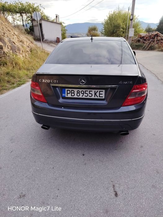 Mercedes-Benz C 320