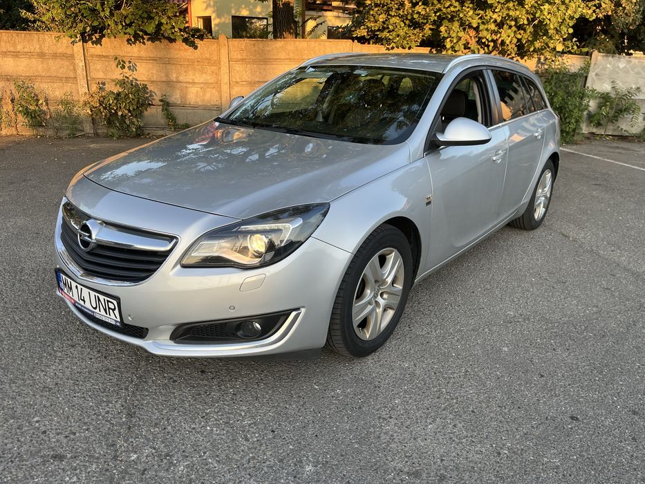 Opel insignia sports tourer 136cp