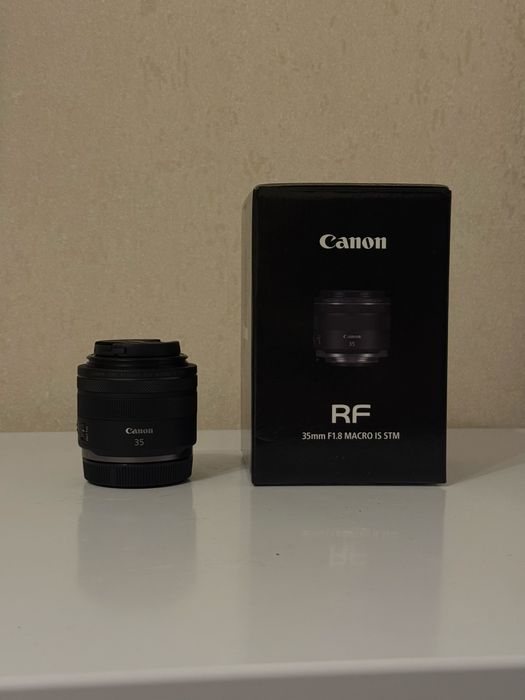 Canon RF 35 mm 1.8