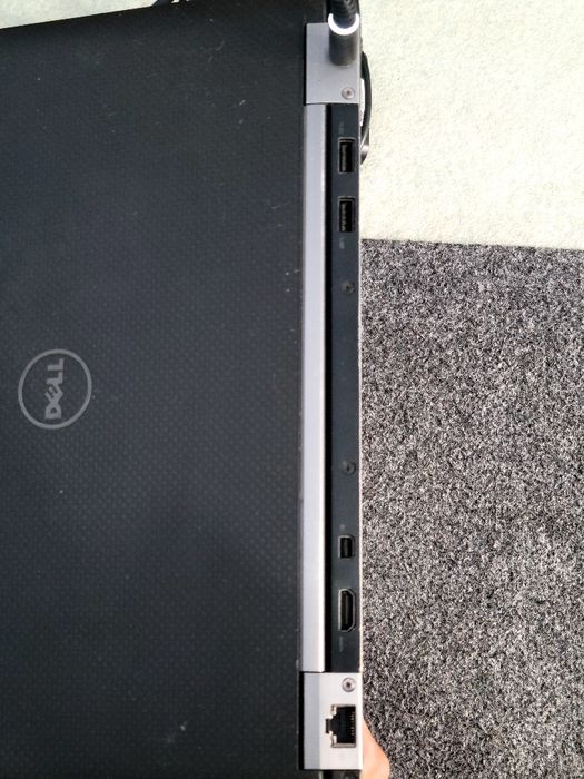 Dell notebook Latitude E7270