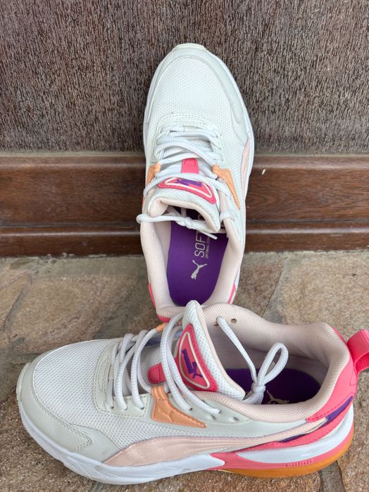Маратонки PUMA,неразличими от нови,страшно удобни.