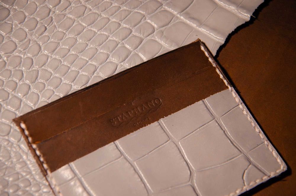 Portofel din piele naturală hand made