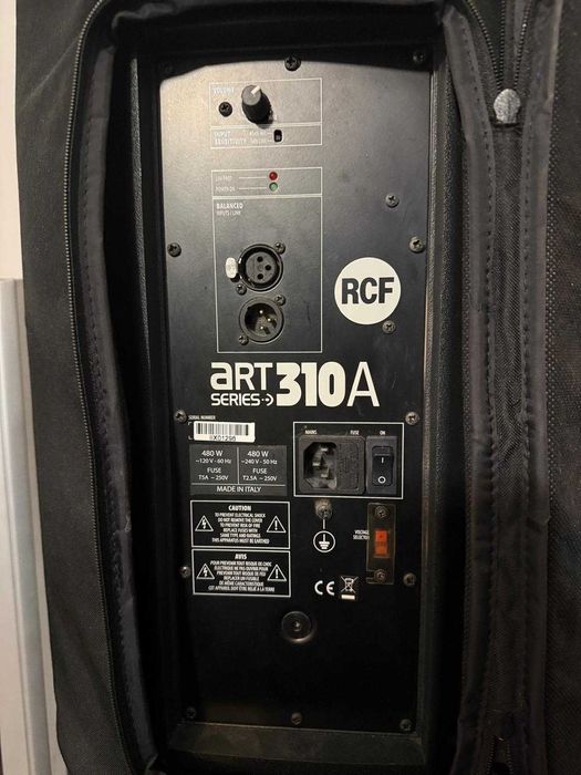 Boxe profesionale RCF ART 310A