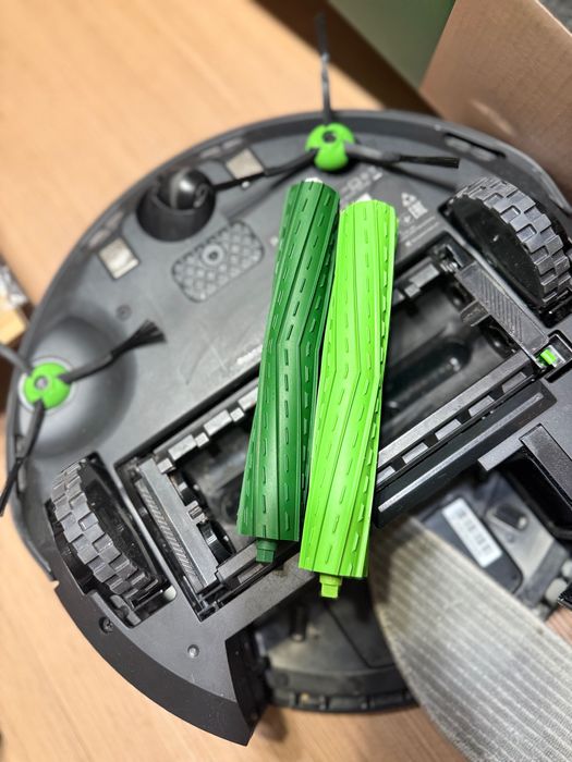 Roomba j5 COMBO