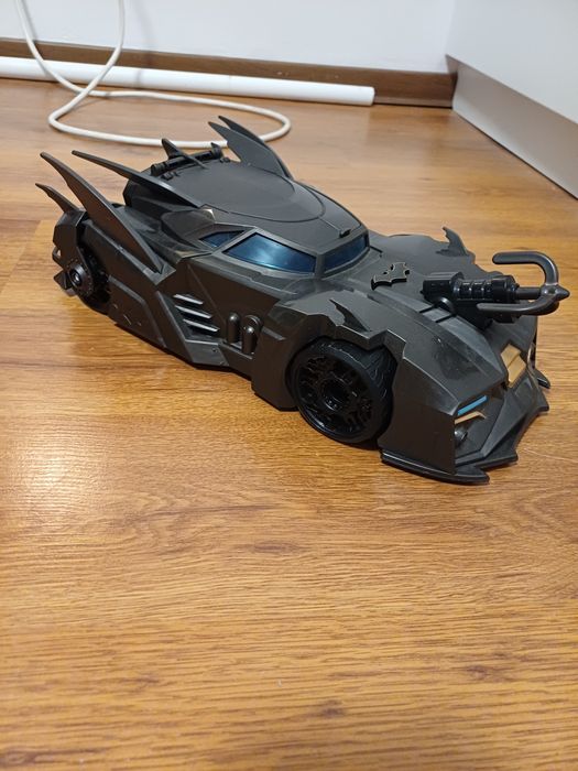Батмобил с фигурка на Batman