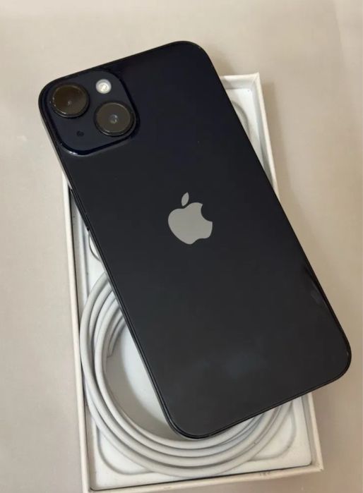 Срочно продам айфон 13 128гб