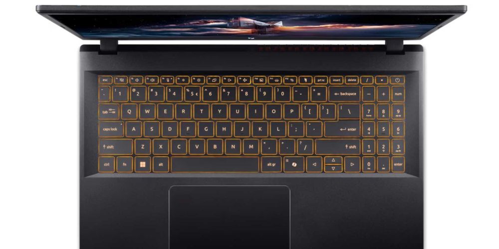 ACER NITRO V15 92DD I9-13900H 16GB 512GB 8G RTX5060 15,6 FHD IPS 165Hz