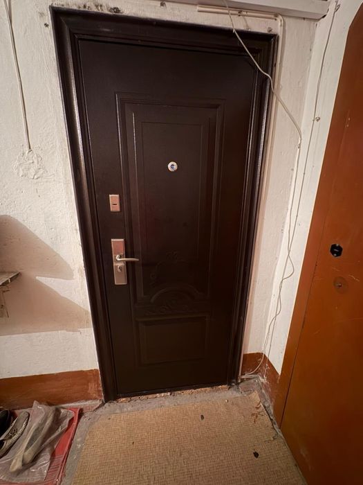 Входная дверь металлическая