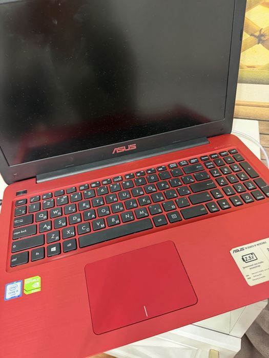 Ноутбук ASUS X556U corei5