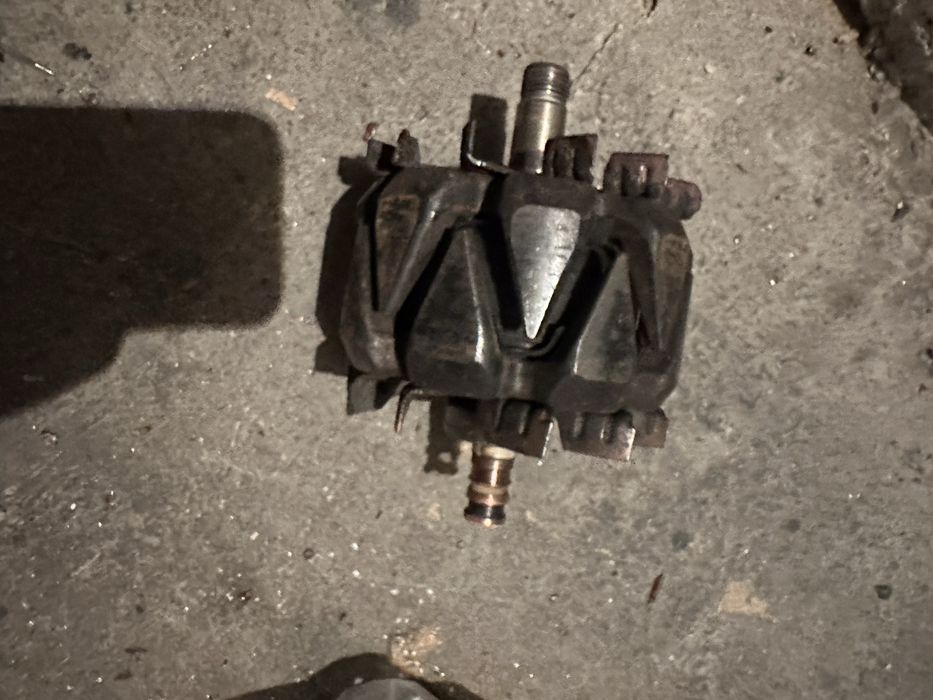 Генератор Е39 520d