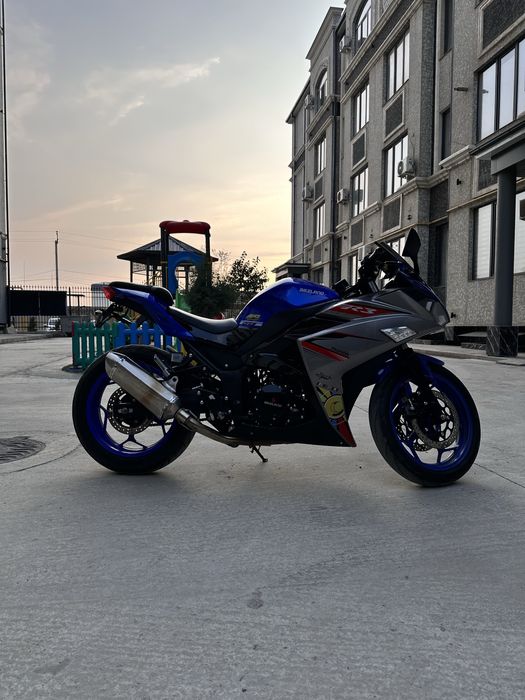 Мотоцикл 400 куб