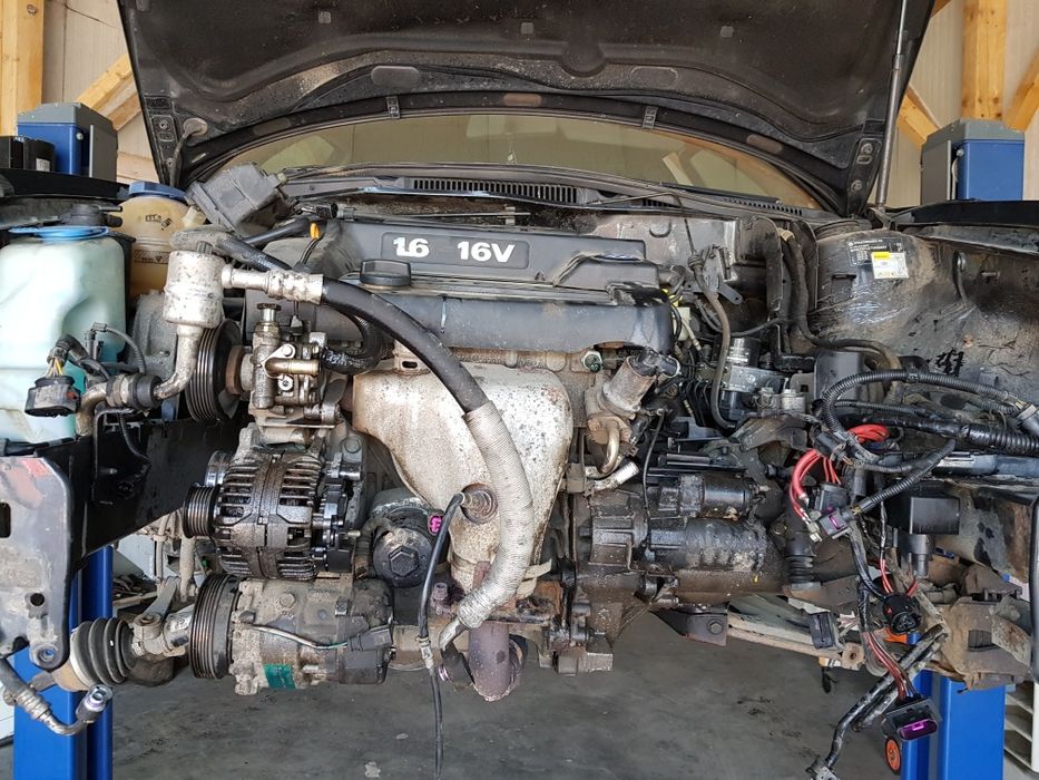 Compresor AC Volkswagen 1J0820803F