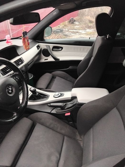 Vând e90 163 cai an 2006 pachet m tot ce sa vede in poza