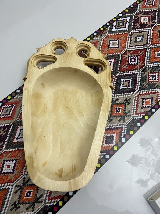 Бас табақ (посуда)