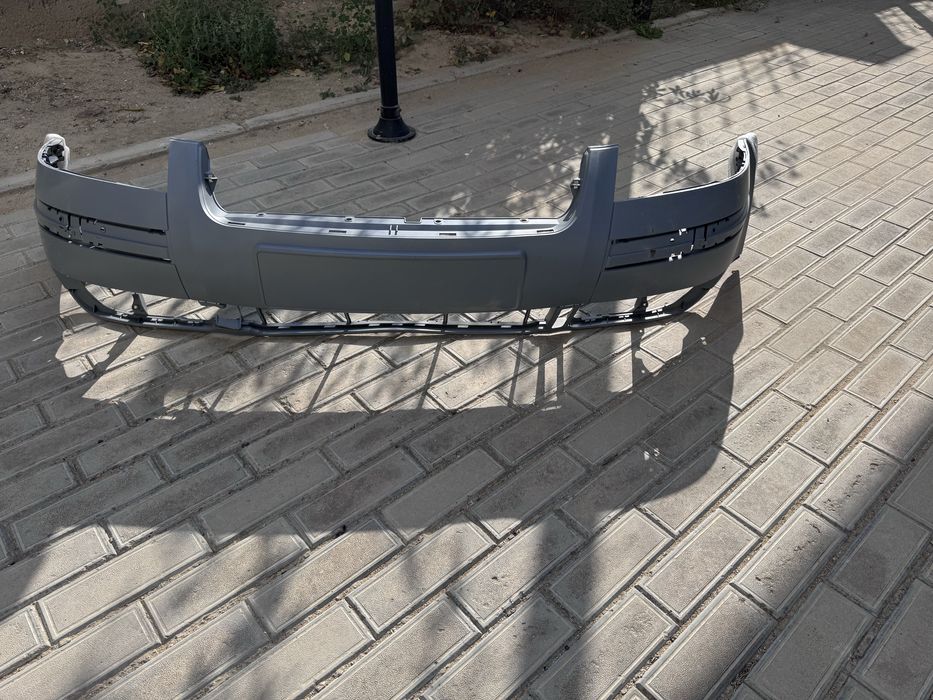 Передний бампер Volkswagen Passat b4