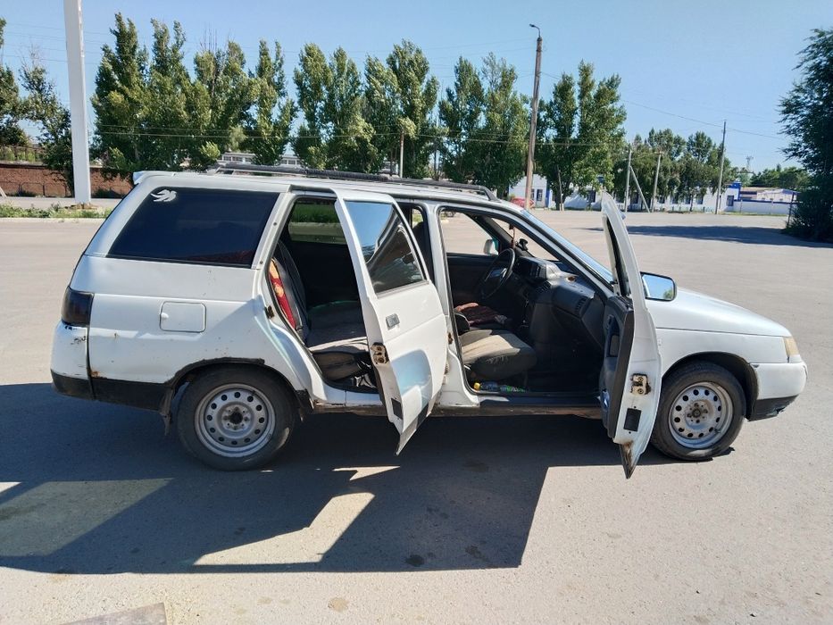 Продам ваз 2111.8клапн газ-бензин