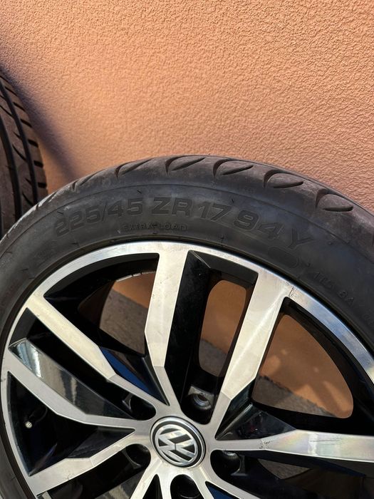 Летни гуми с джанти - 225/45/17