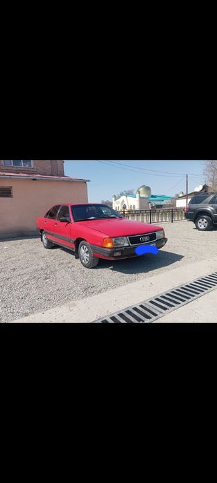 Продам ауди 100!