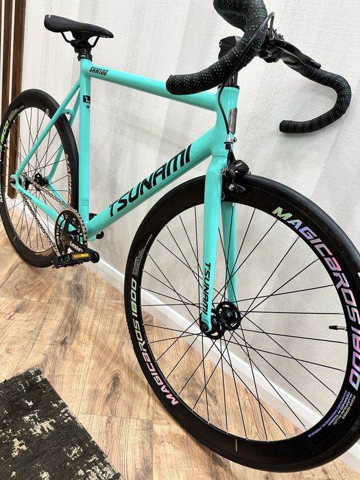 TSUNAMI SNM100 Fixed gear Новый