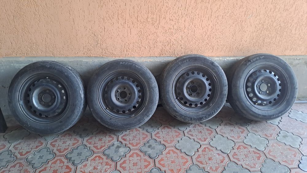 Продам диски на мерс штамп