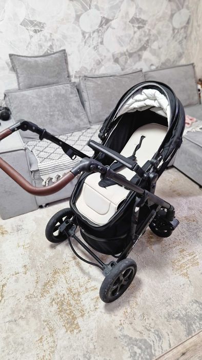 Продам коляску зима-лето