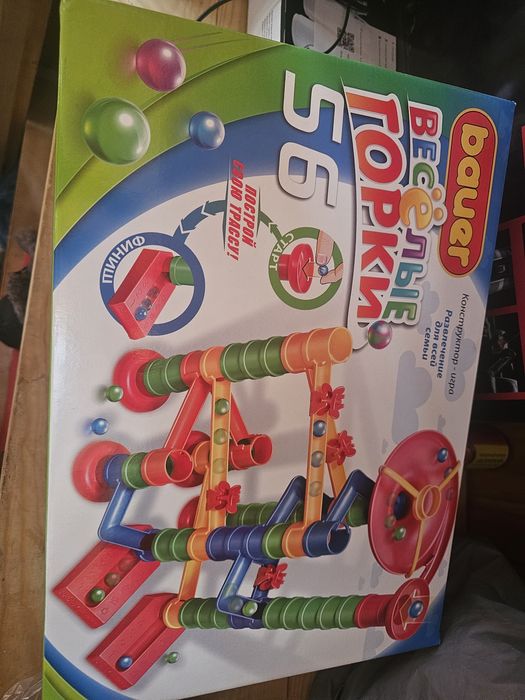 Детские куртки,обувь,одежда