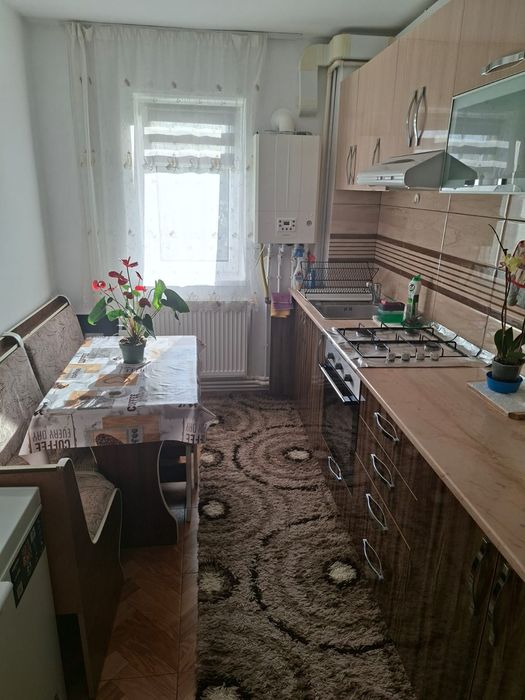 Vând apartament 2 camere