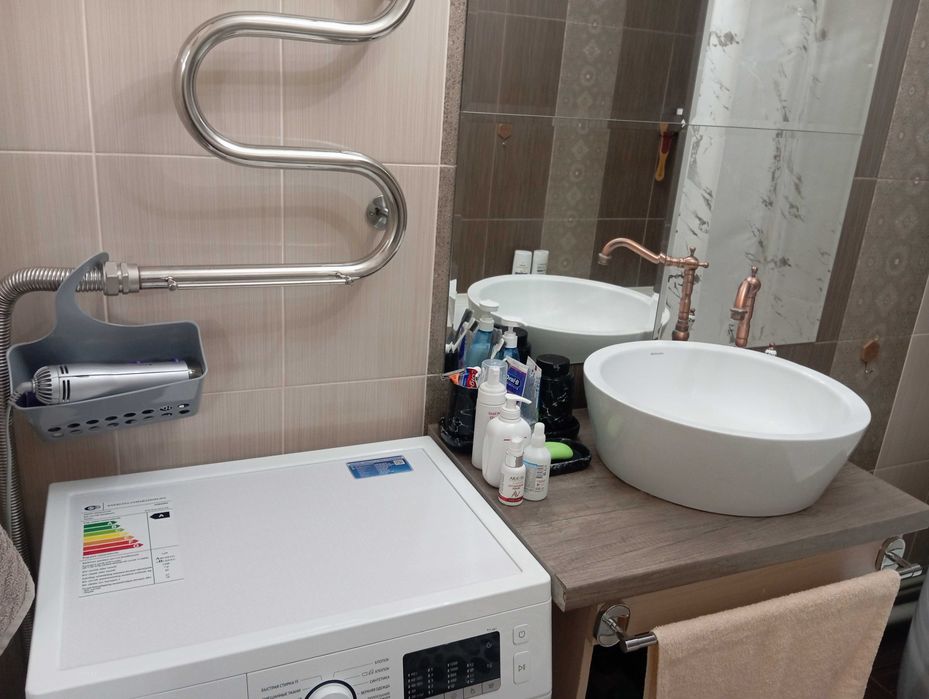 Продам 3-х комнатную на КШТ