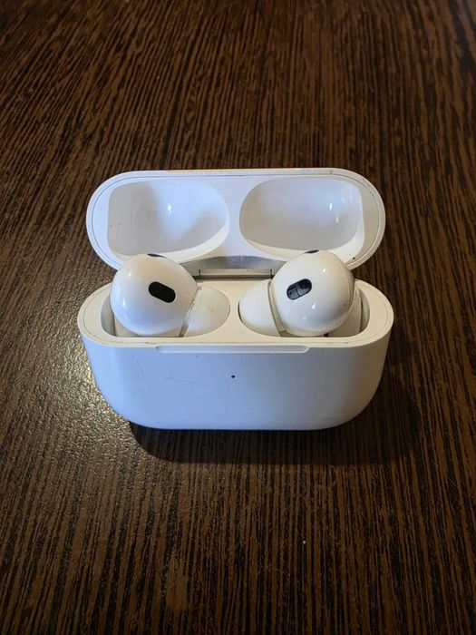 Apple AirPods PRO