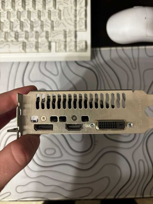 ASUS GTX 1660 Super 6GB