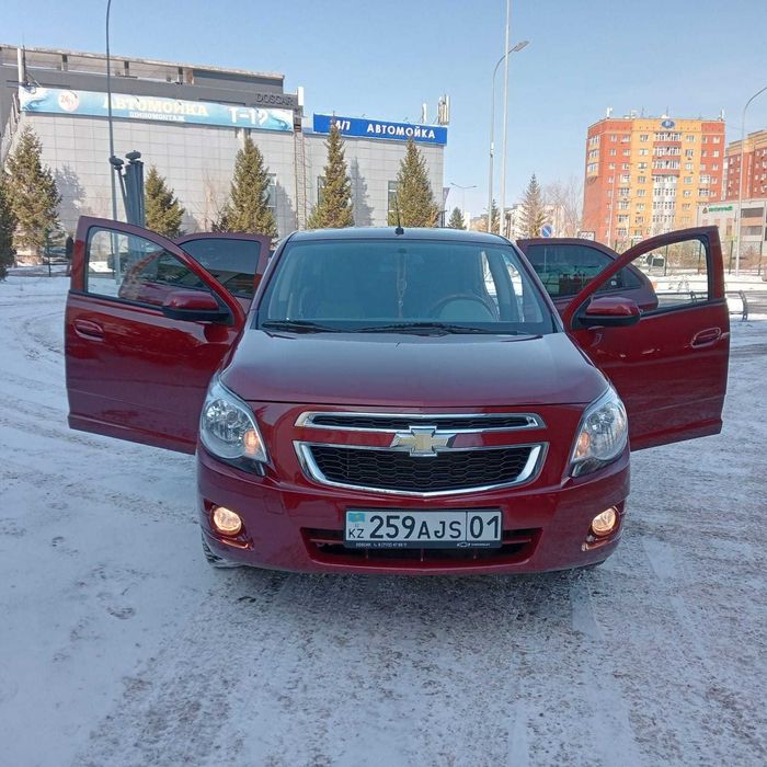 Продам Шевролет кобальт 2023 г есть торг