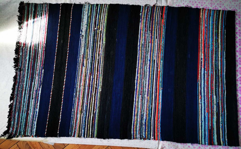 Черги ръчно тъкани